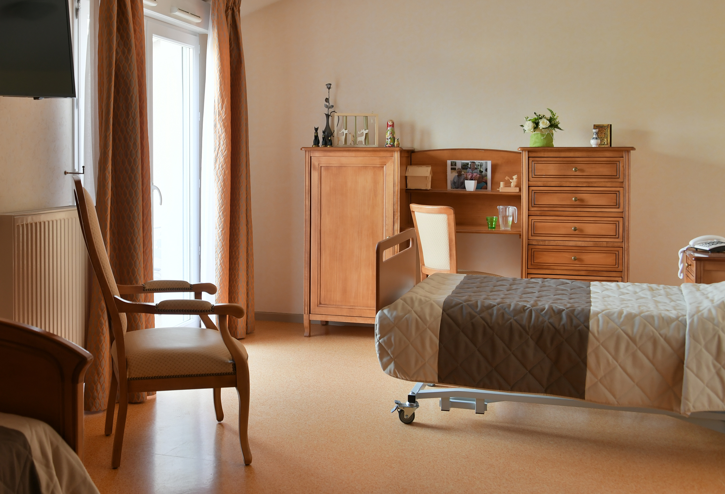 chambre ehpad thonon les bains
